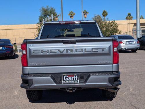 2020 Chevrolet Silverado 1500 Custom