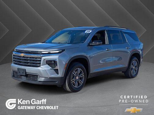 2025 Chevrolet Traverse LT
