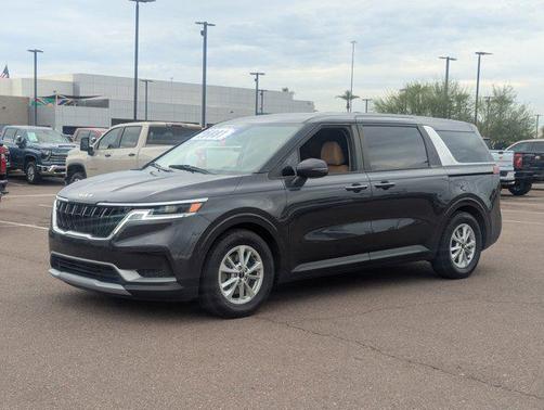 2022 Kia Carnival LXS