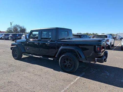 2021 Jeep Gladiator Willys 4x4