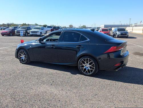 2018 Lexus IS 300 Base