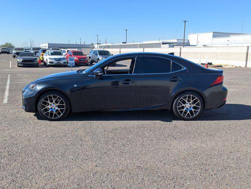 2018 Lexus IS 300 Base