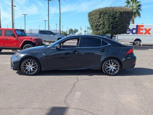 2018 Lexus IS 300 Base