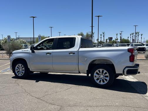Silver Ice Metallic 2022 Chevrolet Silverado 1500 Custom