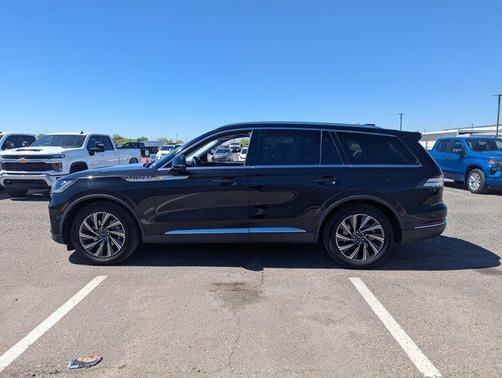 2025 Lincoln Aviator Premiere