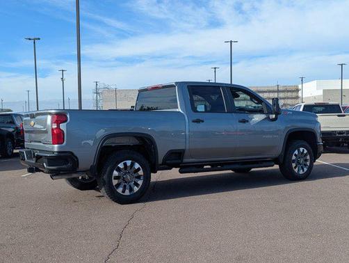 2025 Chevrolet Silverado 2500 Custom