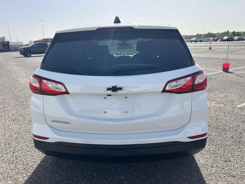 Summit White 2020 Chevrolet Equinox LS