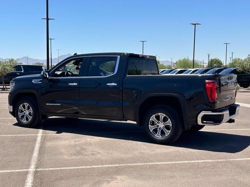 Onyx Black 2025 GMC Sierra 1500 SLT