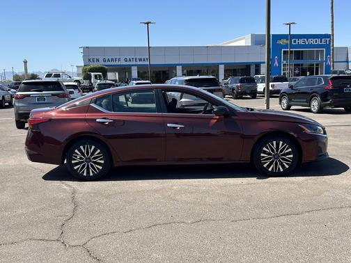 Garnet Pearl Metallic 2024 Nissan Altima 2.5 SV