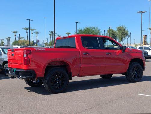 2022 Chevrolet Silverado 1500 Custom Trail Boss