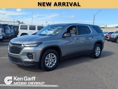 2023 Chevrolet Traverse LS