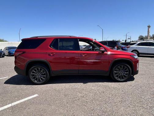 Radiant Red Tintcoat 2023 Chevrolet Traverse RS