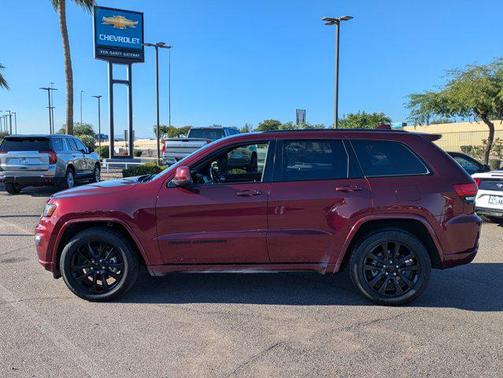 2020 Jeep Grand Cherokee Altitude