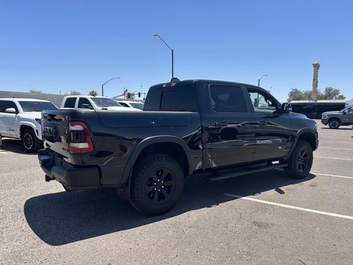 Diamond Black Crystal Pearlcoat 2020 RAM 1500 Rebel