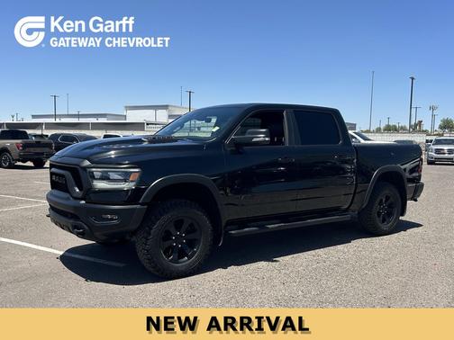 Diamond Black Crystal Pearlcoat 2020 RAM 1500 Rebel