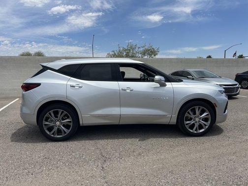 Silver Ice Metallic 2020 Chevrolet Blazer Premier