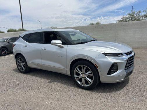Silver Ice Metallic 2020 Chevrolet Blazer Premier