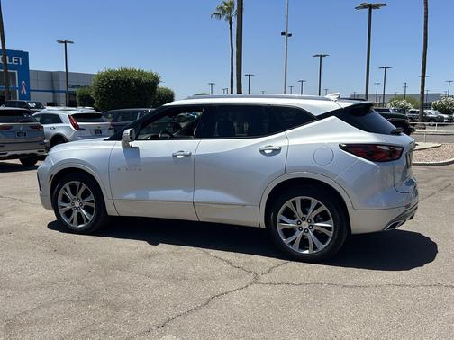 Silver Ice Metallic 2020 Chevrolet Blazer Premier