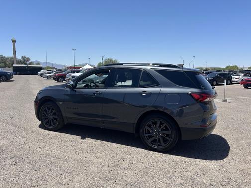 Iron Gray Metallic 2022 Chevrolet Equinox FWD RS