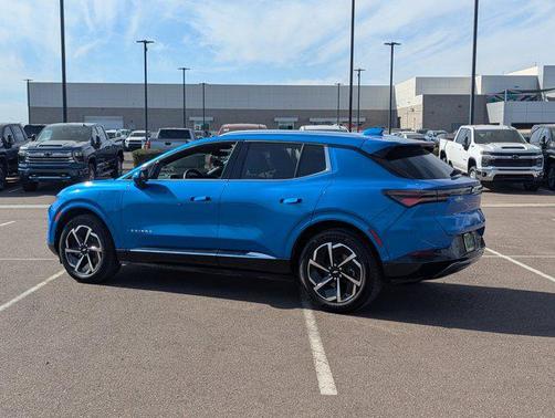 2025 Chevrolet Equinox EV LT