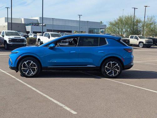 2025 Chevrolet Equinox EV LT