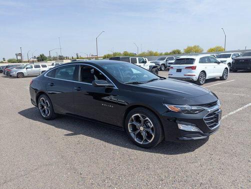 Mosaic Black Metallic 2024 Chevrolet Malibu FWD 1LT