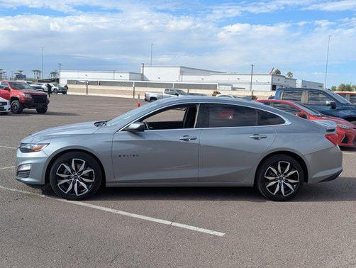 2024 Chevrolet Malibu FWD RS