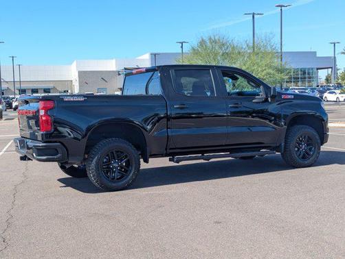 2025 Chevrolet Silverado 1500 Custom Trail Boss