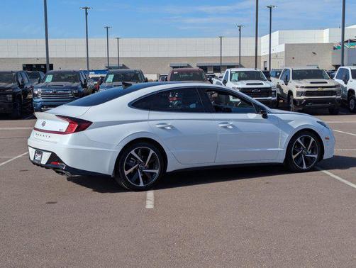 2022 Hyundai SONATA SEL Plus