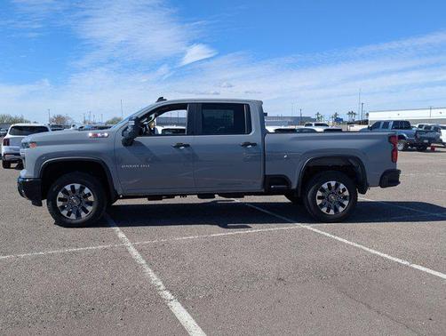 2024 Chevrolet Silverado 2500 Custom