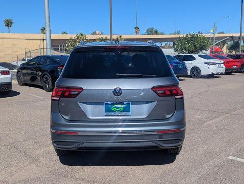 2023 Volkswagen Tiguan 2.0T SE