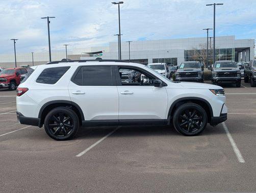 2025 Honda Pilot Black Edition