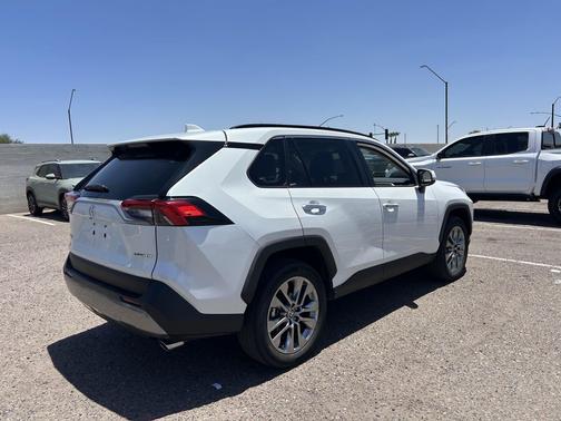 Pearl 2025 Toyota RAV4 Limited