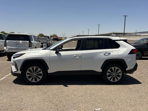 Pearl 2025 Toyota RAV4 Limited