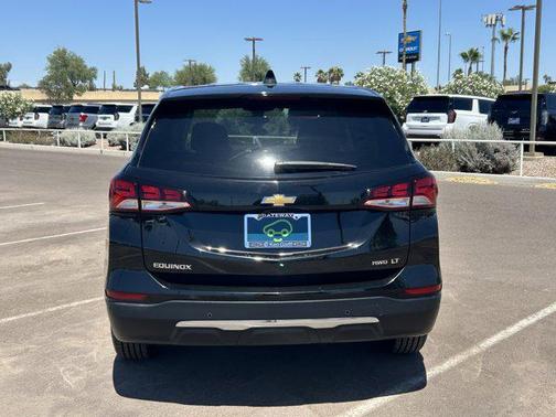 Mosaic Black Metallic 2024 Chevrolet Equinox 1LT