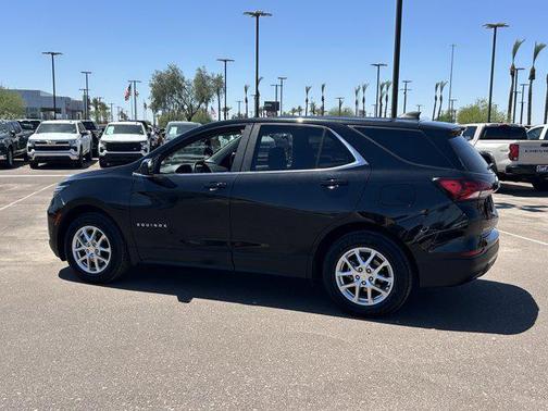 Mosaic Black Metallic 2024 Chevrolet Equinox 1LT