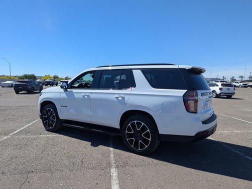 2022 Chevrolet Tahoe 4WD RST