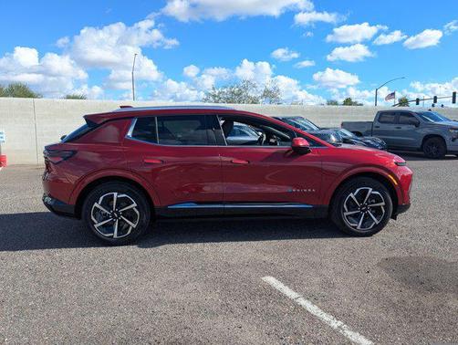 2025 Chevrolet Equinox EV LT