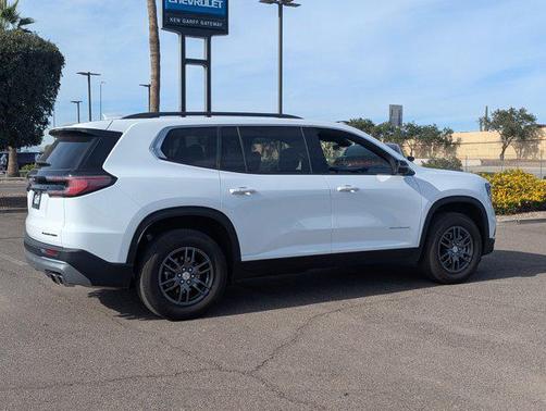 2025 GMC Acadia FWD Elevation