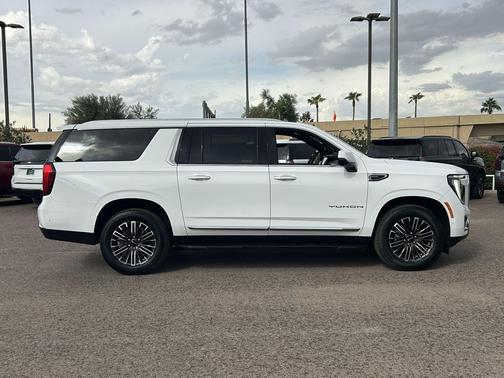 Summit White 2026 GMC Yukon XL Elevation, 4WD