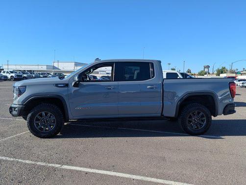 2025 GMC Sierra 1500 AT4X