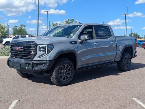 2025 GMC Sierra 1500 AT4X