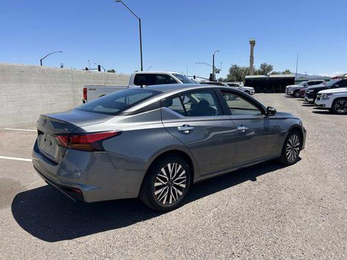 Gun Metallic 2024 Nissan Altima 2.5 SV