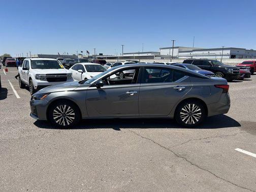 Gun Metallic 2024 Nissan Altima 2.5 SV