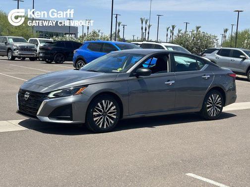 Gun Metallic 2024 Nissan Altima 2.5 SV