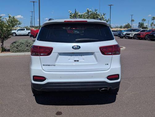 2020 Kia Sorento S