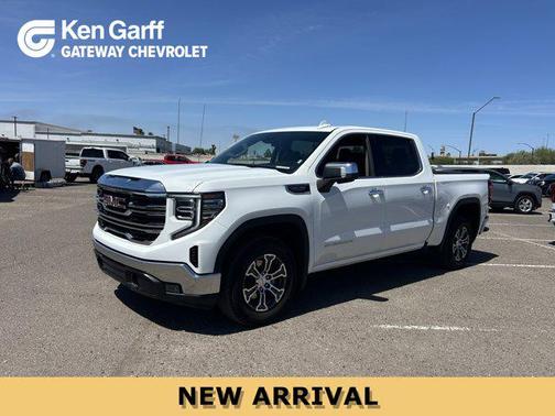 Summit White 2025 GMC Sierra 1500 SLT