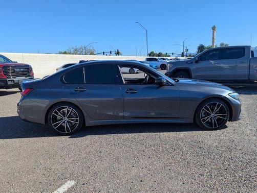 2022 BMW 330 330i