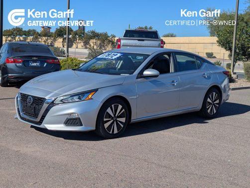 2022 Nissan Altima 2.5 SV