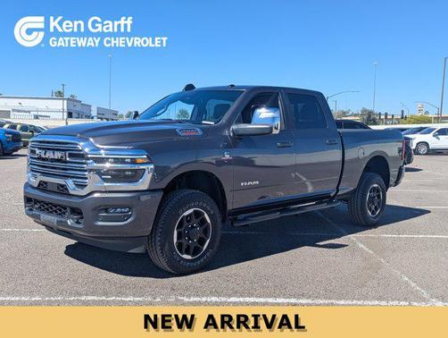Granite Crystal Metallic Clearcoat 2025 RAM 2500 Laramie Crew Cab 4x4 6'4' Box